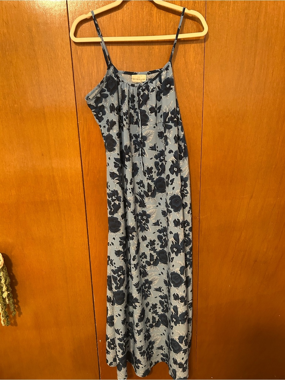 Women's Blue Floral Maxi Dress - Sleeveless Spaghetti Strap